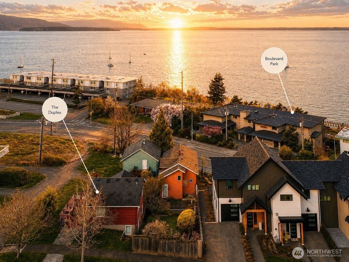 Property Photo:  522  12th Street  WA 98225 