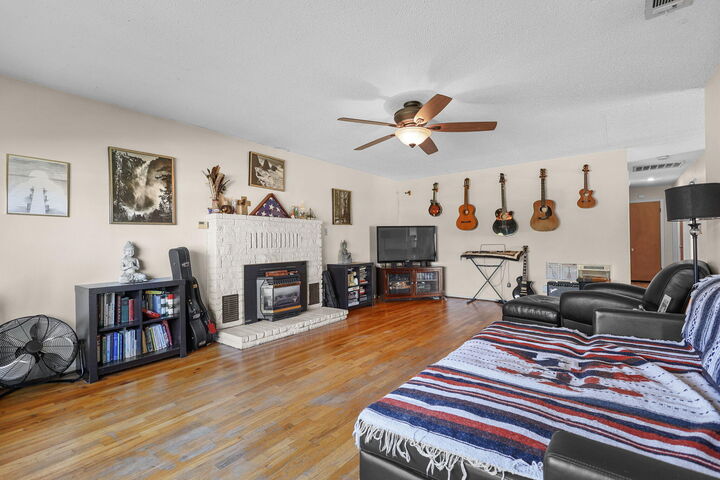 Property Photo: 6378 Paso Drive CA 96001
