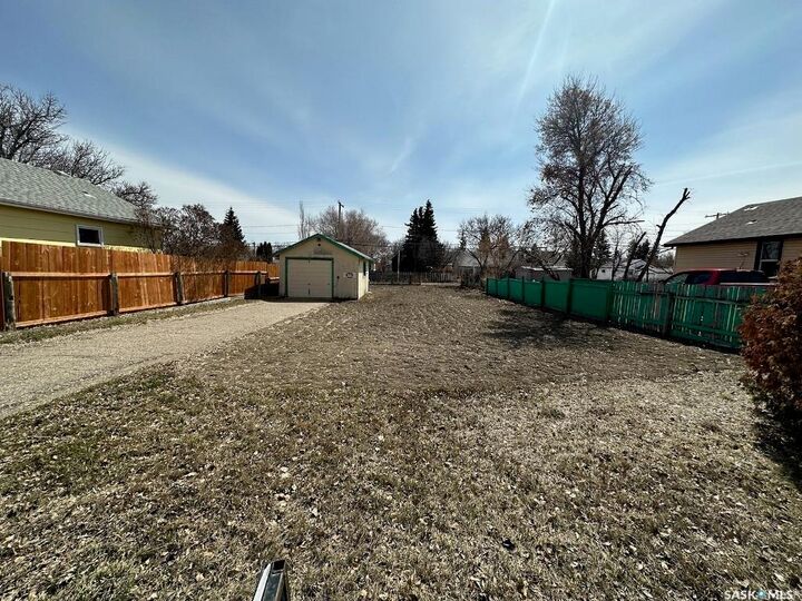 217 4th Avenue — photo 1