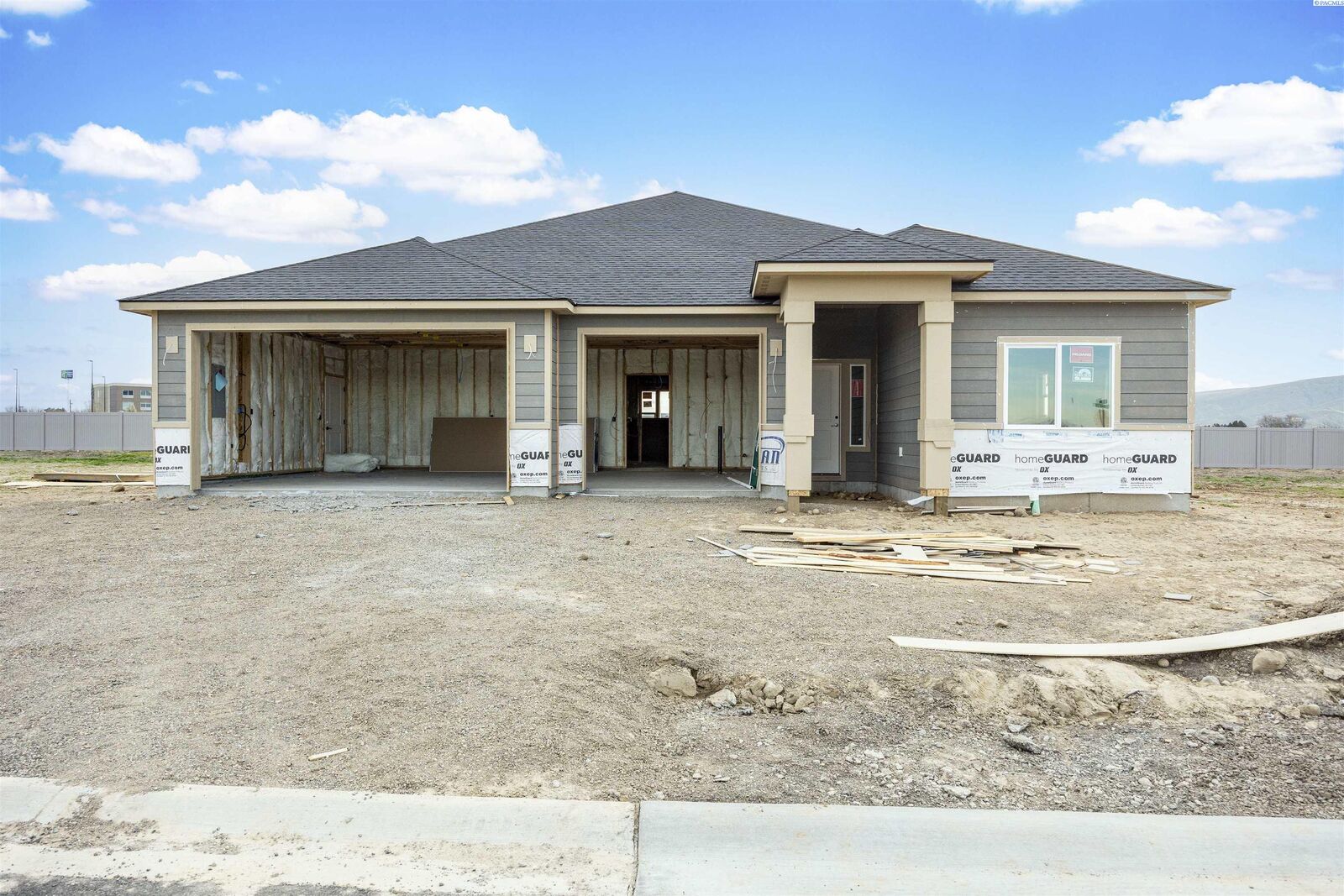 Property Photo: 224 Scott Rd WA 99350