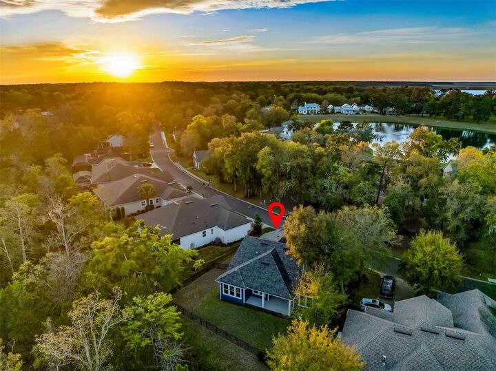 Property Photo: 29138 Grandview Manor FL 32097