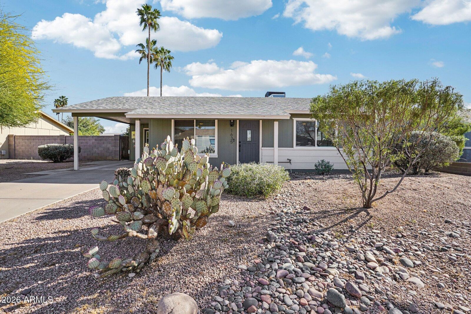 Property Photo:  1635 W Plana Avenue  AZ 85202 