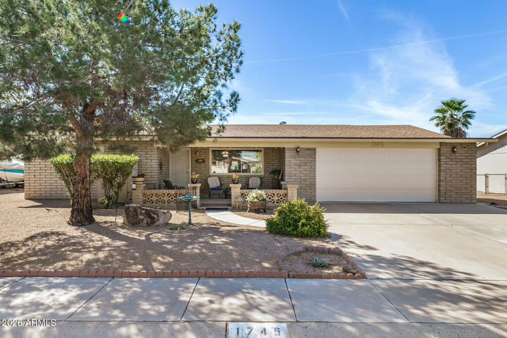 Property Photo:  1745 W 13th Avenue  AZ 85120 