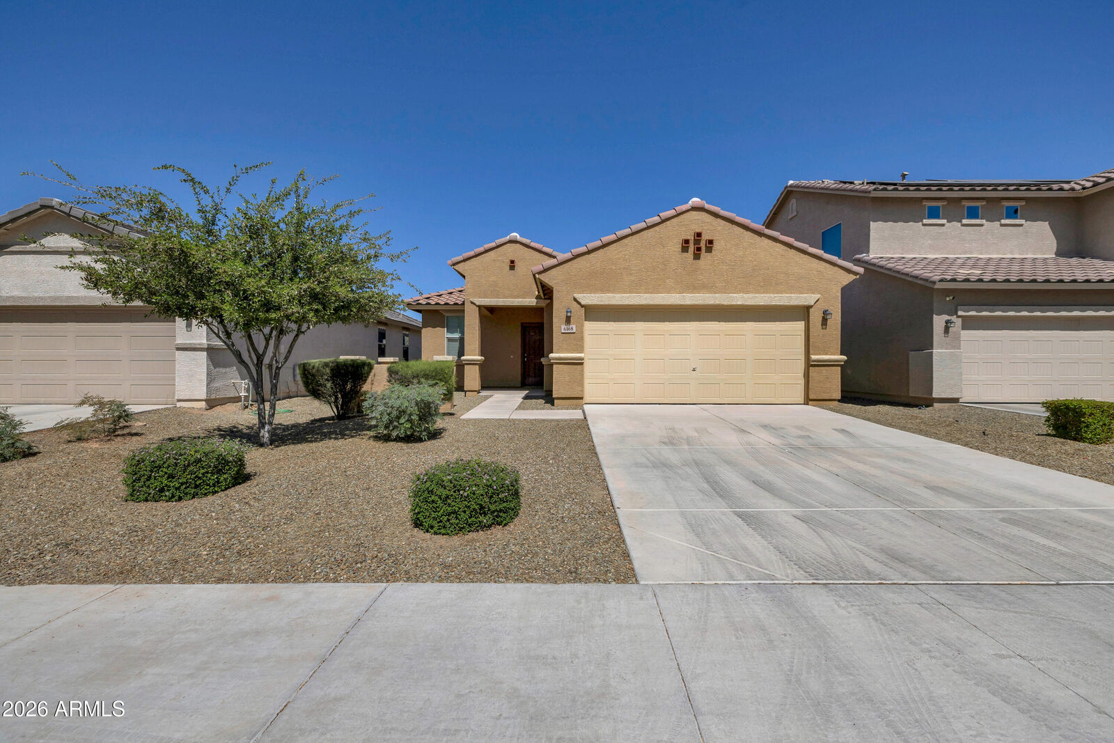 Property Photo: 6168 W Freeway Lane AZ 85302