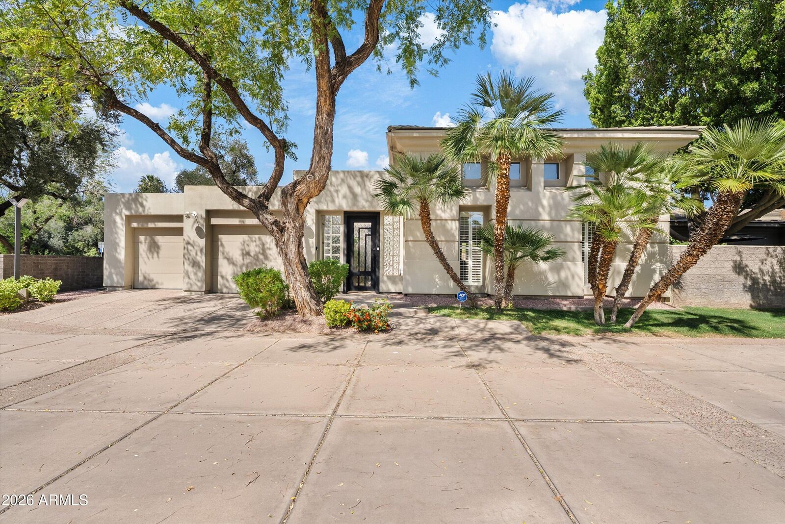 Property Photo:  6853 N Central Avenue  AZ 85012 