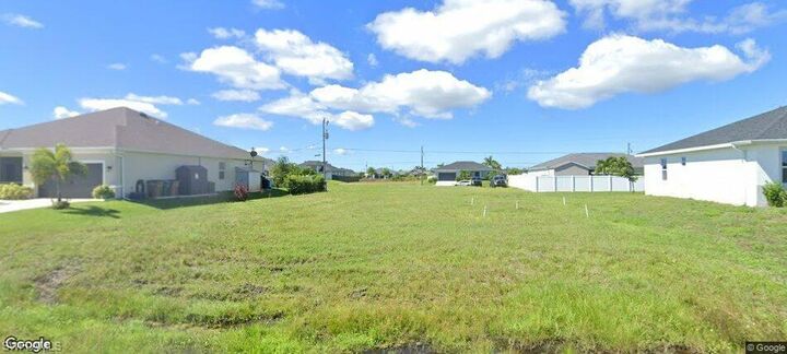 Property Photo:  1408 NW 13th Ave  FL 33993 