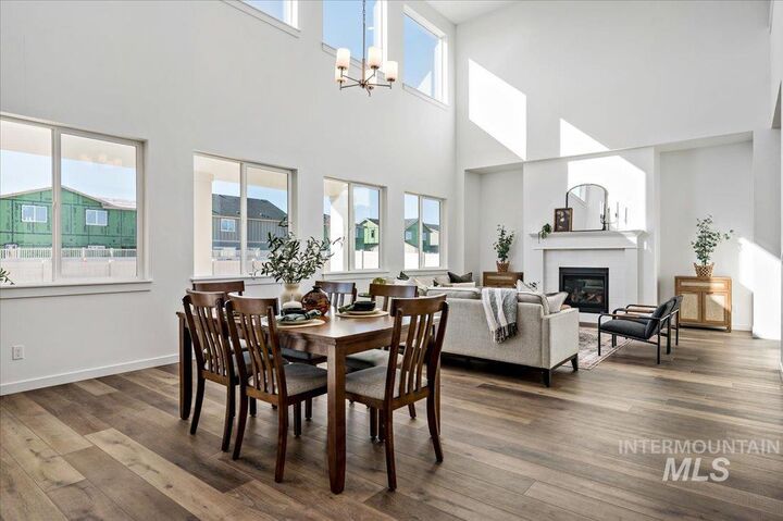 Property Photo:  4893 W River Oaks Ct  ID 83646 