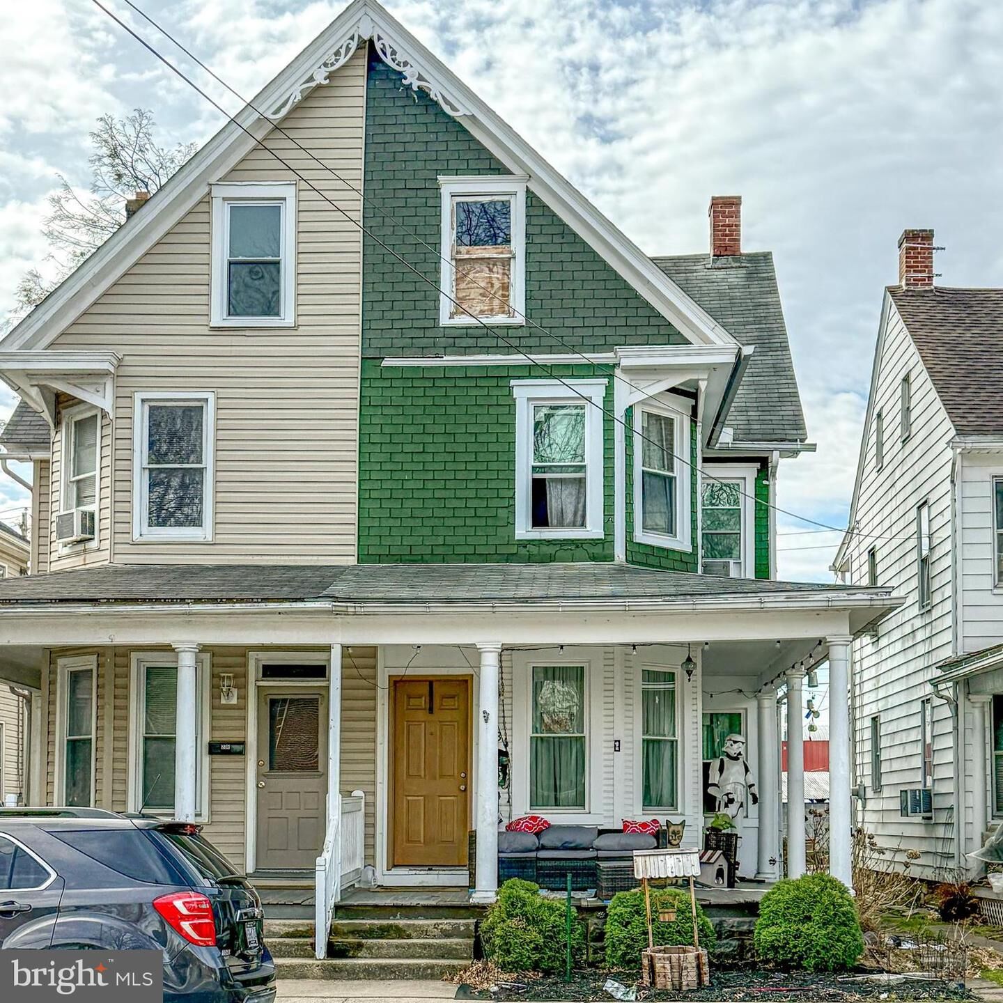 Property Photo: 234 E Emaus Street PA 17057