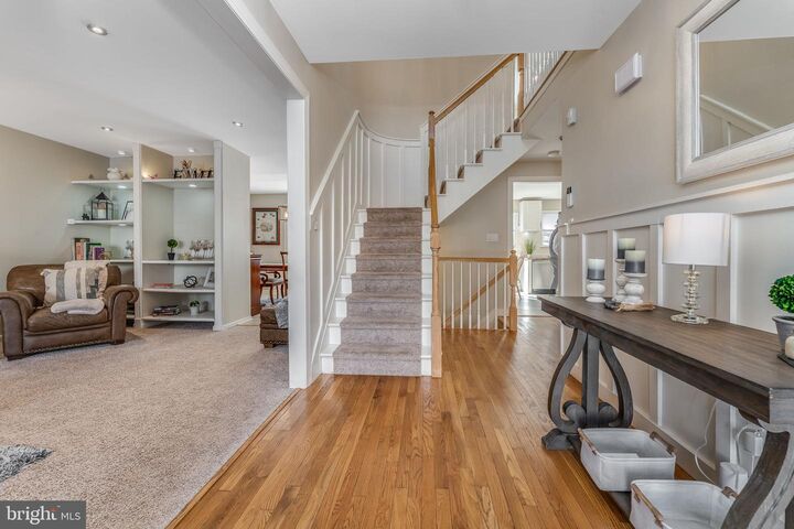 Property Photo:  4 Jumping Brook Place  NJ 08801 