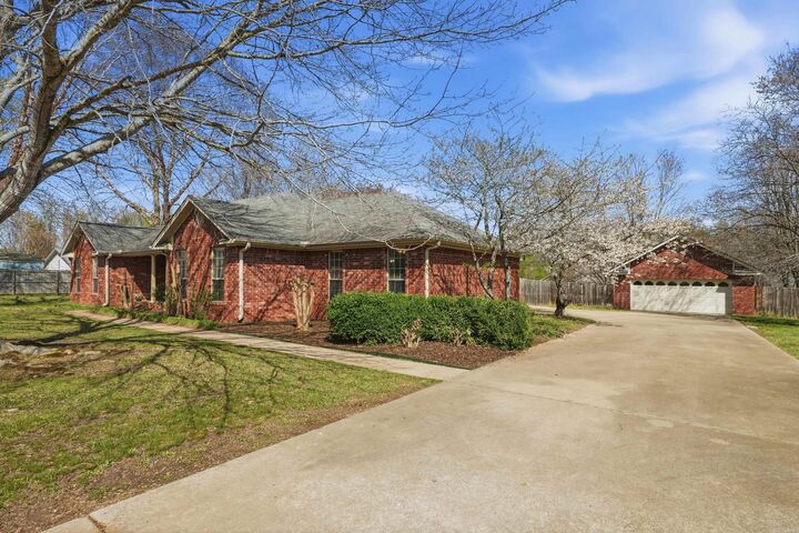 Property Photo:  39 Haley Circle  AR 72032 