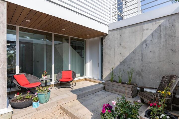 Property Photo:  131 College Avenue  MB R0A 0V0 