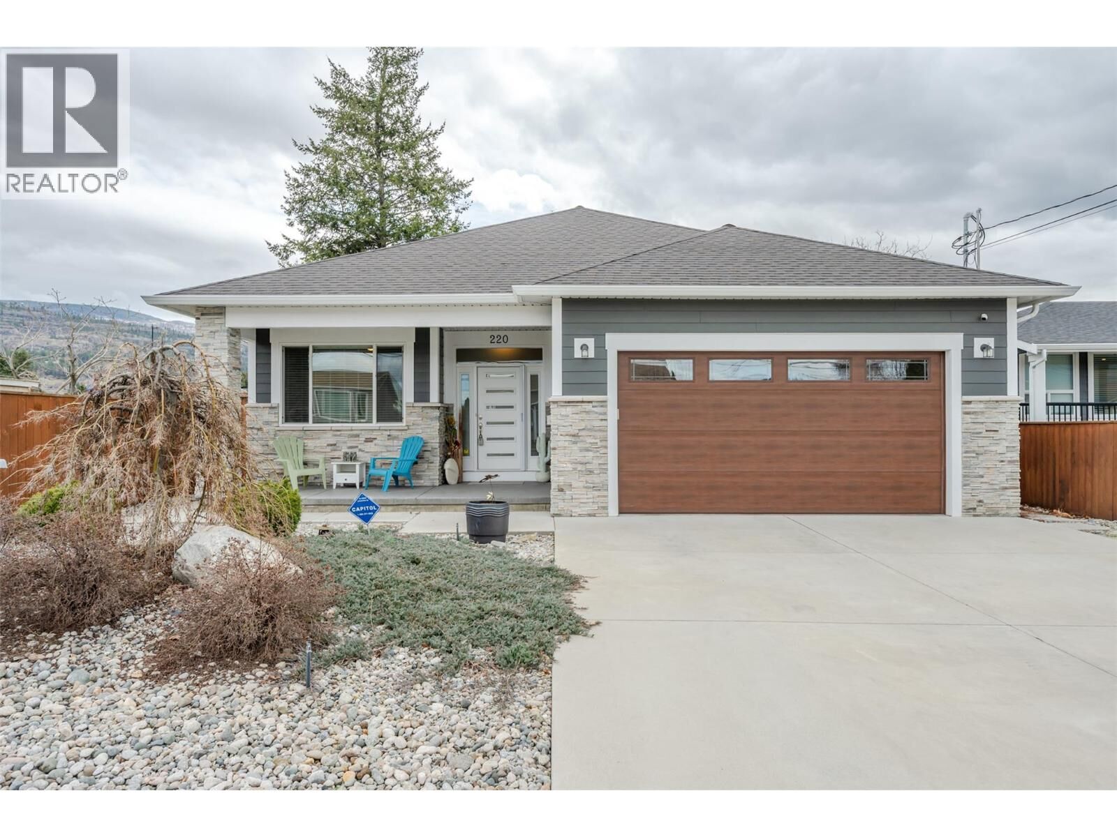 Property Photo: 220 Brandon Avenue BC V2A 3S6