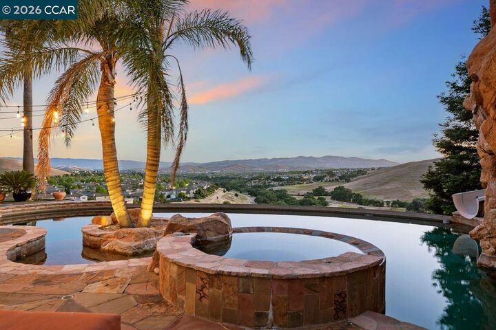 Property Photo: 1615 Lawrence Rd CA 94506