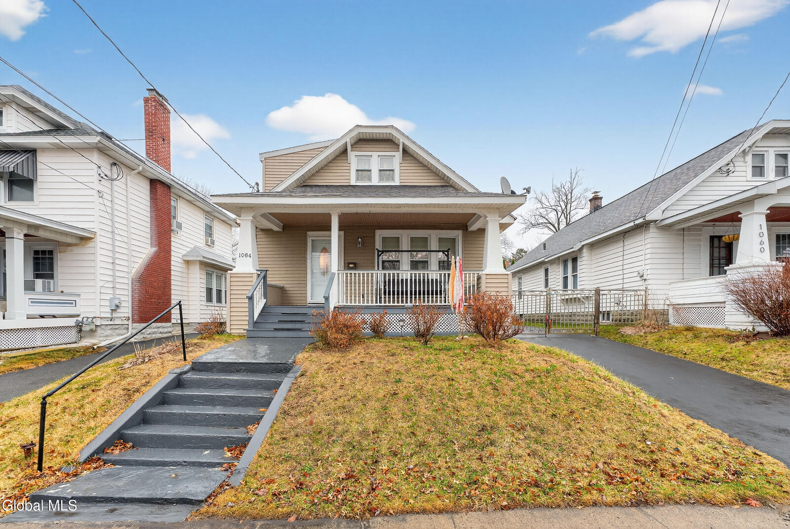 Property Photo: 1064 Lexington Avenue NY 12309