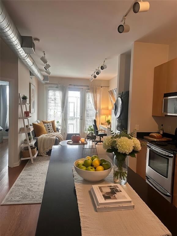 Property Photo:  5300 Peachtree Road 3310  GA 30341 