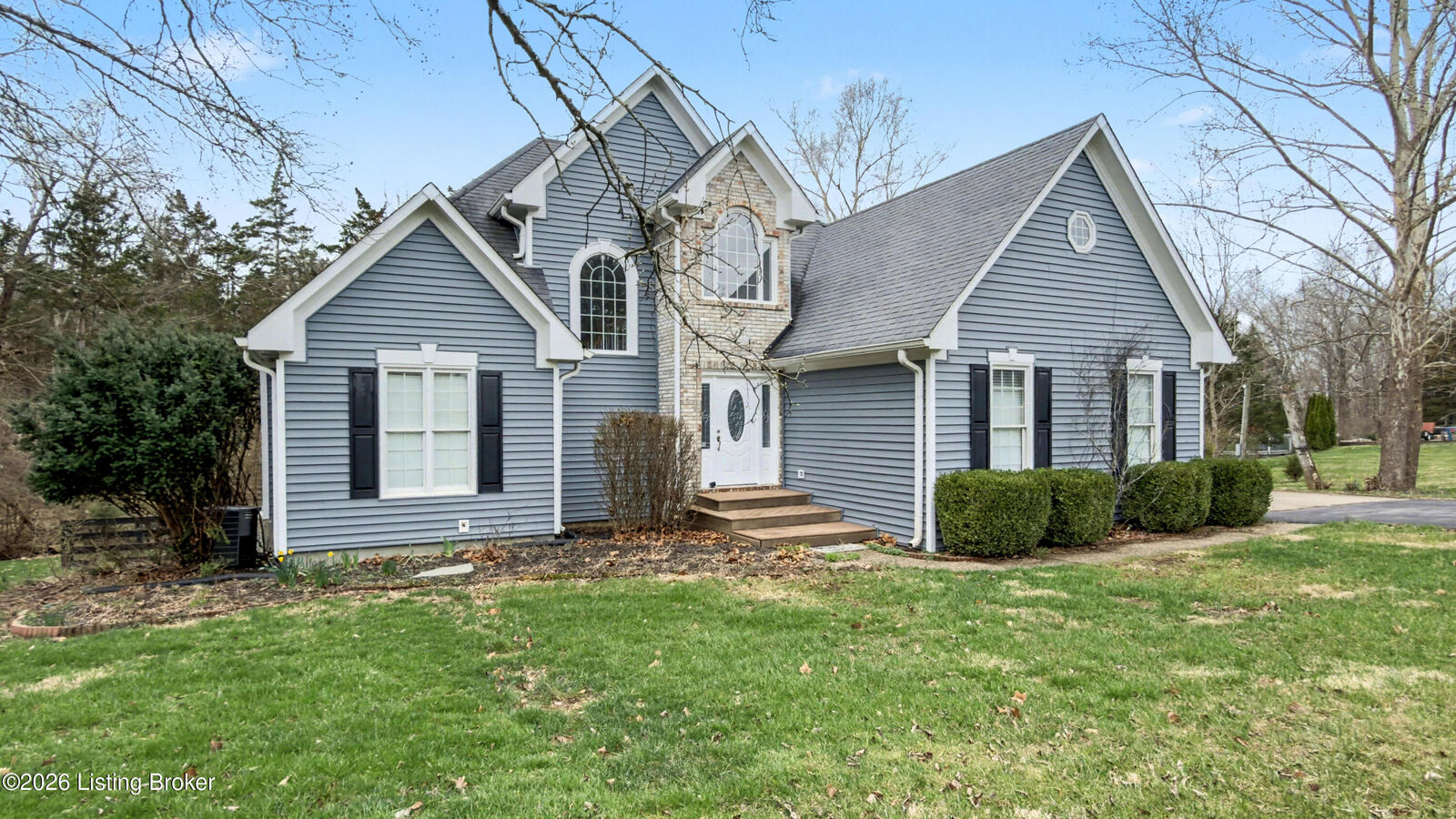 Property Photo:  5400 Highpoint Dr  KY 40014 