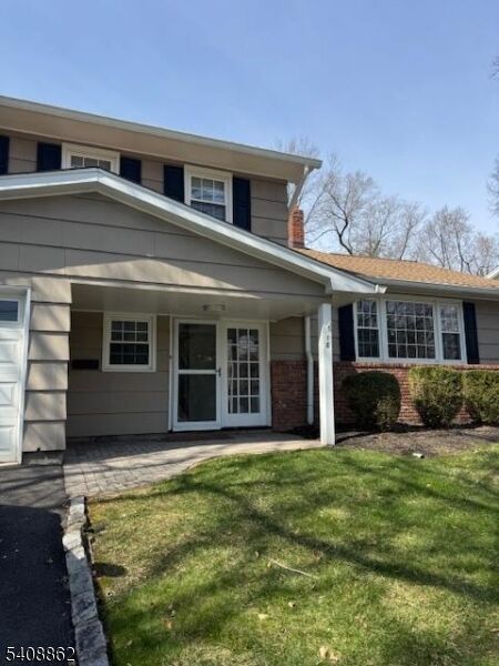 Property Photo:  18 Parrott Mill Rd  NJ 07928 