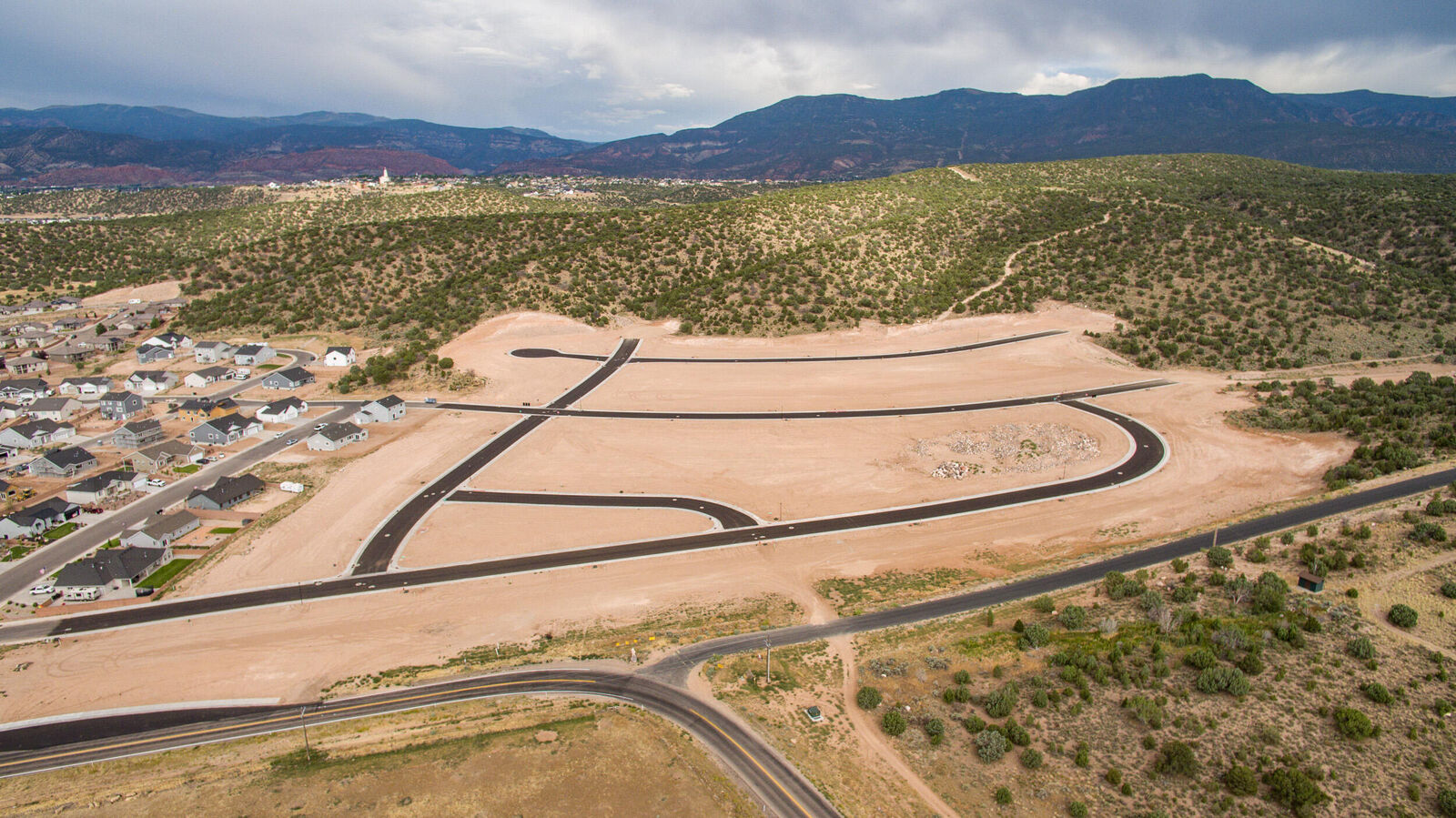 Property Photo:  652 S Renze Adams St Lot 133 Ph 5  UT 84720 