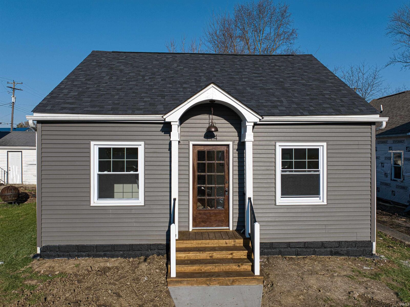 Property Photo: 114 N Jackson Street IN 47660-1522