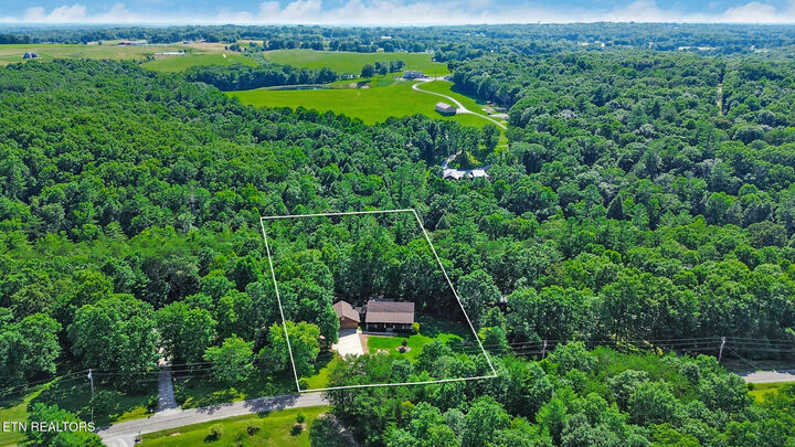 Property Photo:  108 Grace Lane  TN 38555 