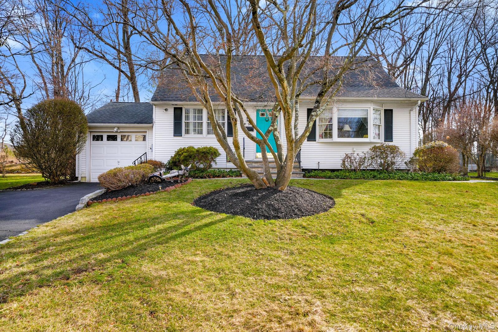 Property Photo:  54 Douglas Court  NY 10965 