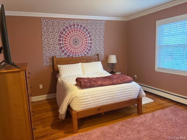 Property Photo:  6 Windermere Place 10  NY 11570 