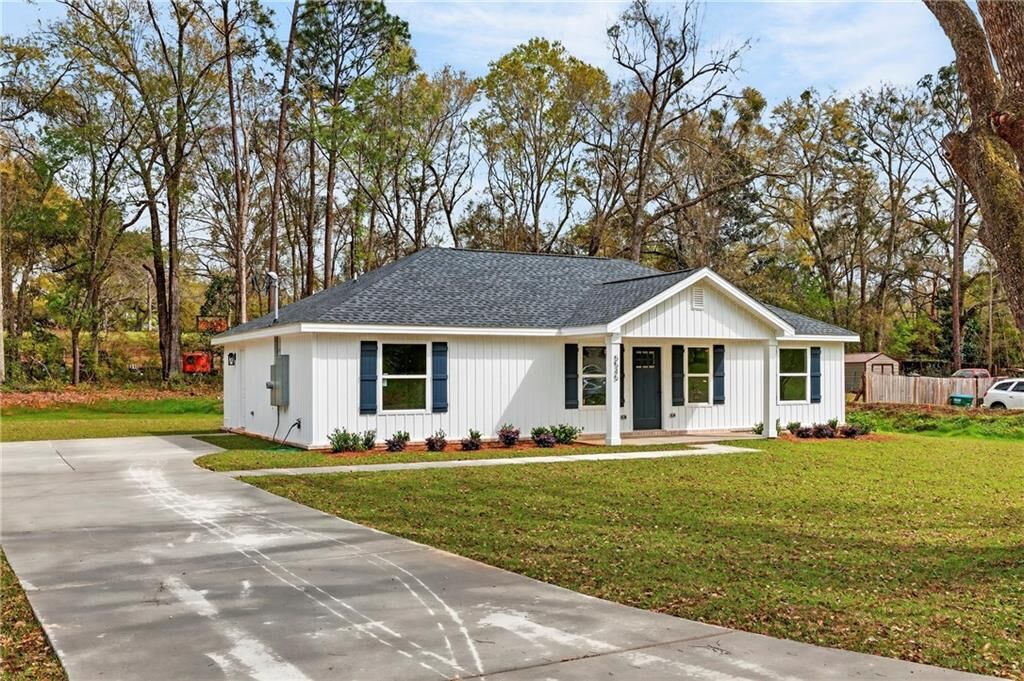 Property Photo:  5545 Versye Avenue  AL 36695 