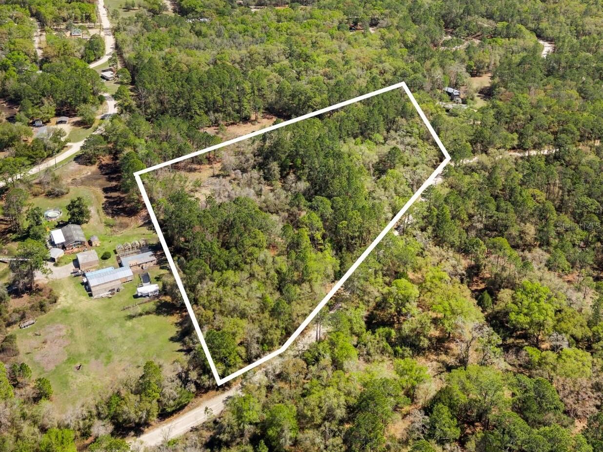 Property Photo:  0 SE 91st Trail  FL 32693 