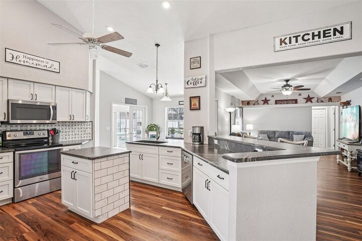 Property Photo:  5353 County Road 125  FL 34785 