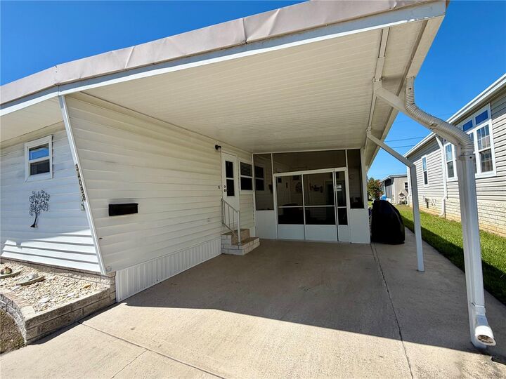 Property Photo: 34098 Cherry Drive N FL 33781