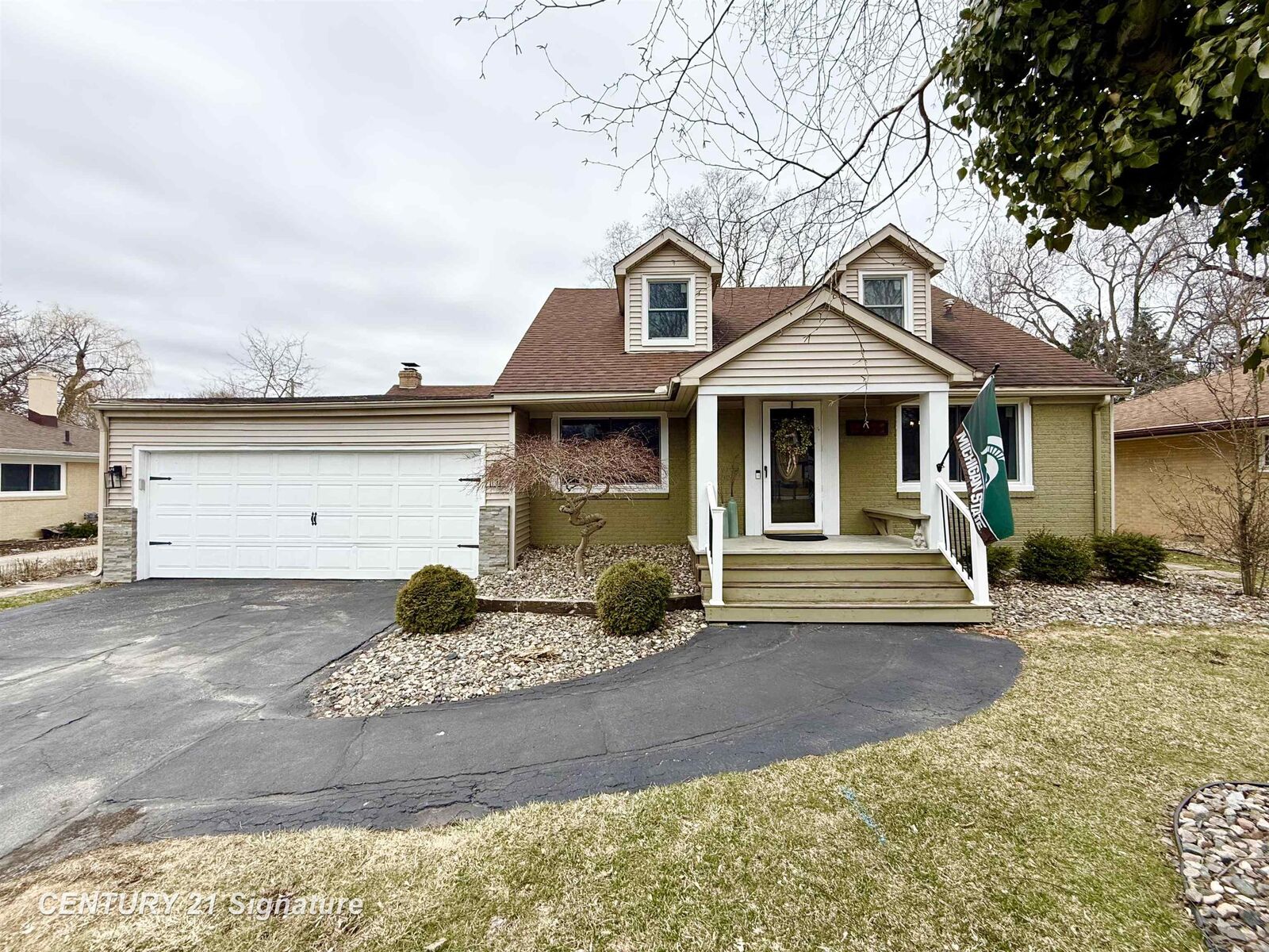 Property Photo:  1655 Coolidge Avenue  MI 48638 