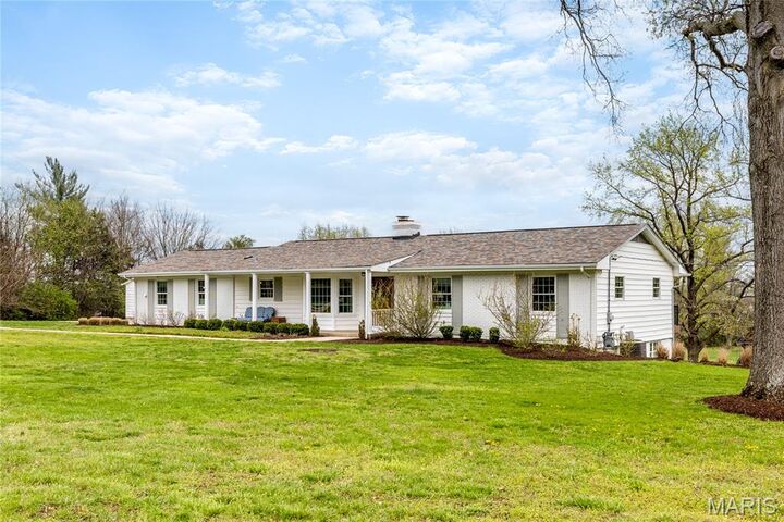 Property Photo:  32 Weldon Spring Heights Drive  MO 63304 