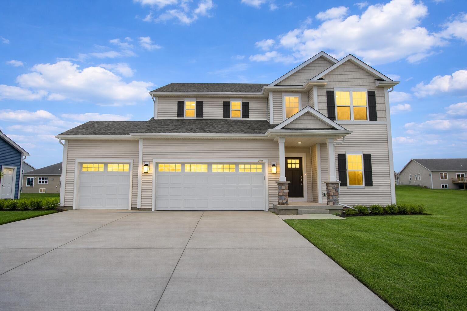 Property Photo: 2009 Savannah Dr 53024