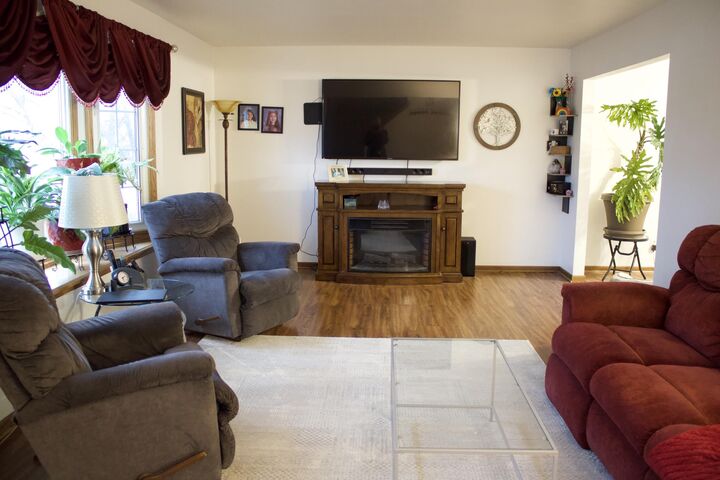 Property Photo: 3017 W Ramsey Ave WI 53221