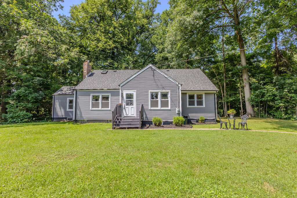 Property Photo: 16002 Lakeside Road MI 49129