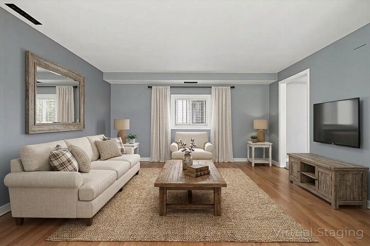 Property Photo:  2901 N Il Rt 47  IL 60450 