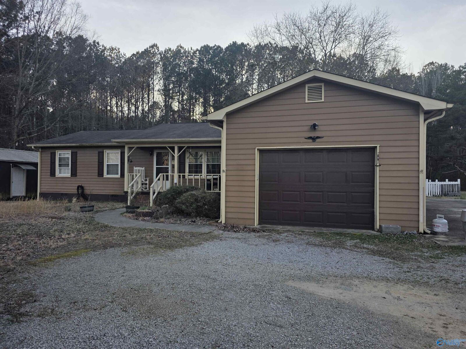 Property Photo:  4376 Jeff Road  AL 35773 