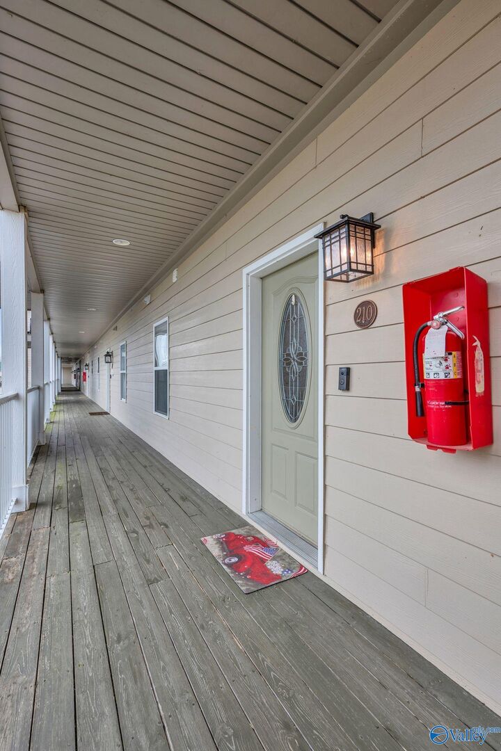 Property Photo:  5590 Bay Village Drive 210  AL 35611 