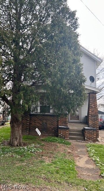 Property Photo: 1604 Wooster Avenue NE OH 44705