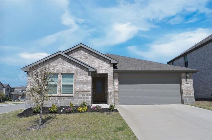 Property Photo:  2536 Peoria Drive  TX 76179 
