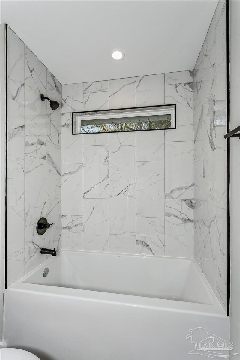 Property Photo:  478 Ronda St  FL 32534 