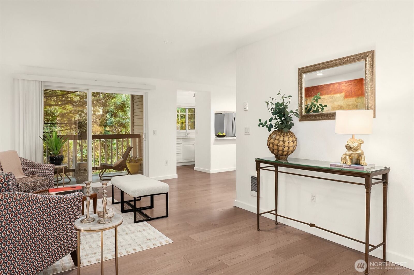 Property Photo:  23307  Cedar Way R102  WA 98043 