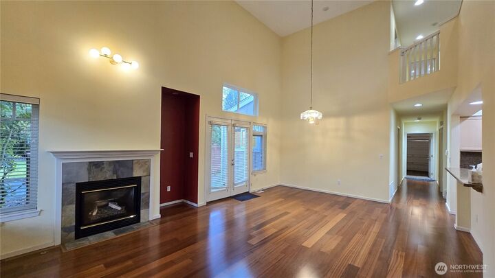 Property Photo:  15828 NE 91st Way  WA 98052 