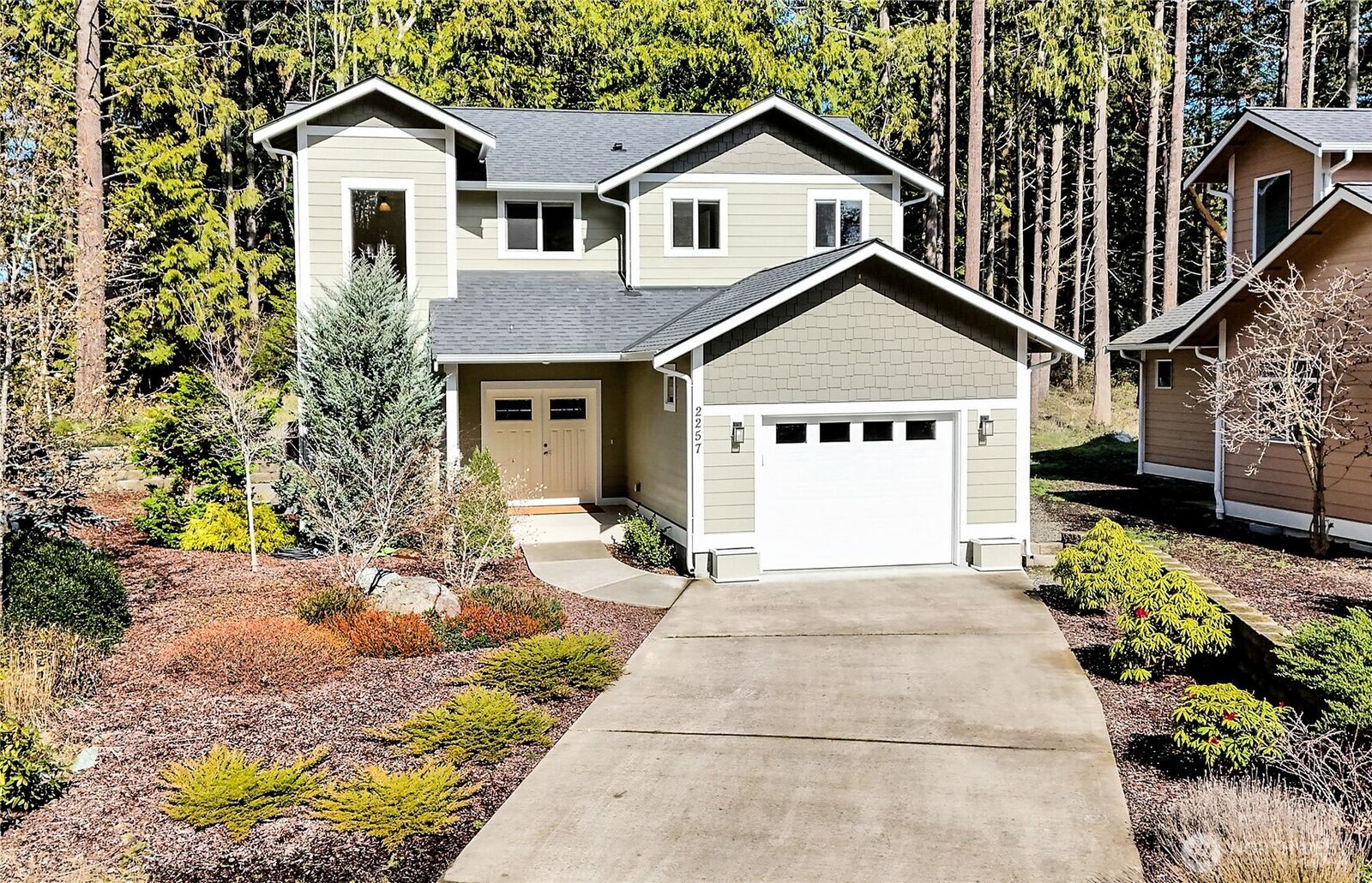 Property Photo:  2257 W Rosecrans  WA 98368 