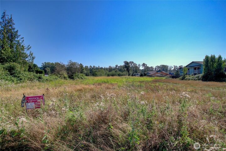 Property Photo:  3740 E College Way  WA 98273 