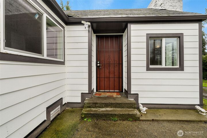Property Photo: 6148 88 Street SW WA 98499