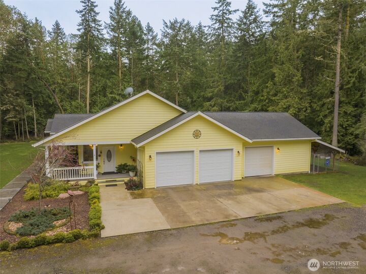 Property Photo: 72 Doe Place WA 98382