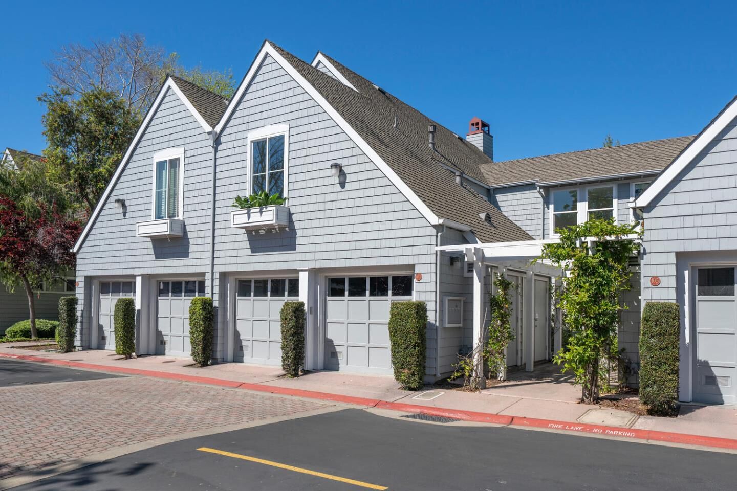 Property Photo: 104 Mendocino Way CA 94065