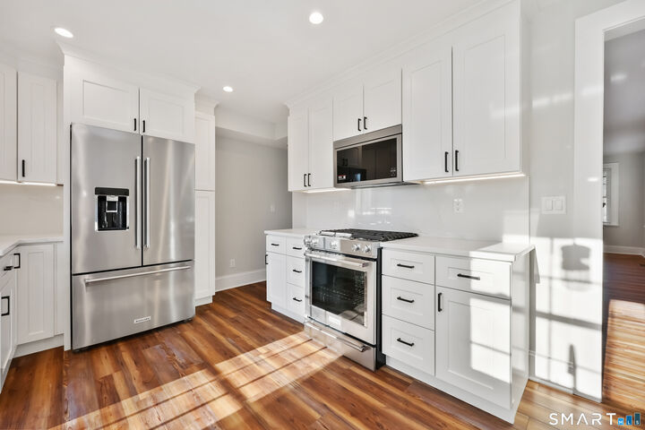 Property Photo:  60 Walter Avenue  CT 06851 