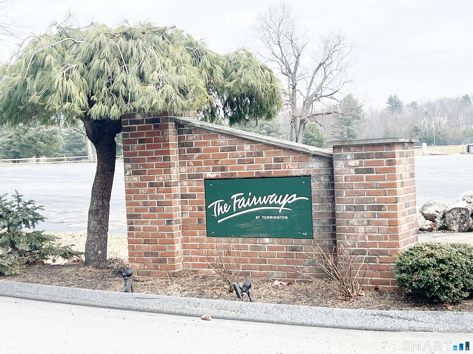 Property Photo:  91 Rockledge Loop 91  CT 06790 